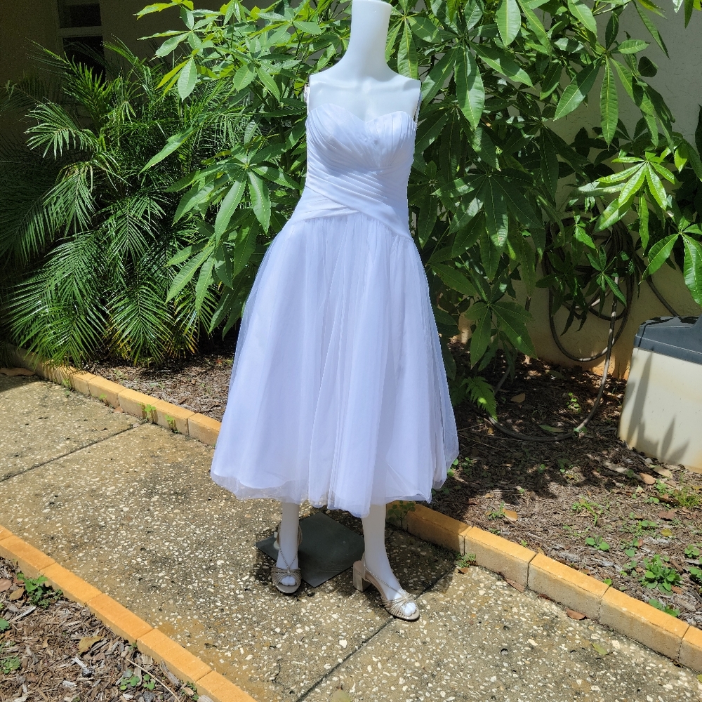 David's Bridal Wedding Dress Size 6 White